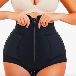 NWT YERKOAD Butt Lifter Panties
Womens Tummy Control Body
Shaper
Panty Girdle